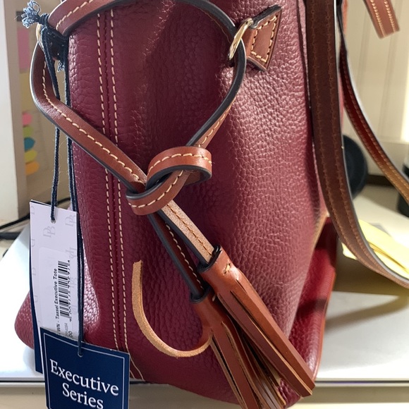 Dooney & Bourke Burgundy Tote Bag - Picture 4 of 13